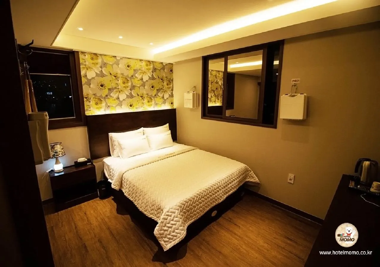 Hotel Momo Busan 2*,